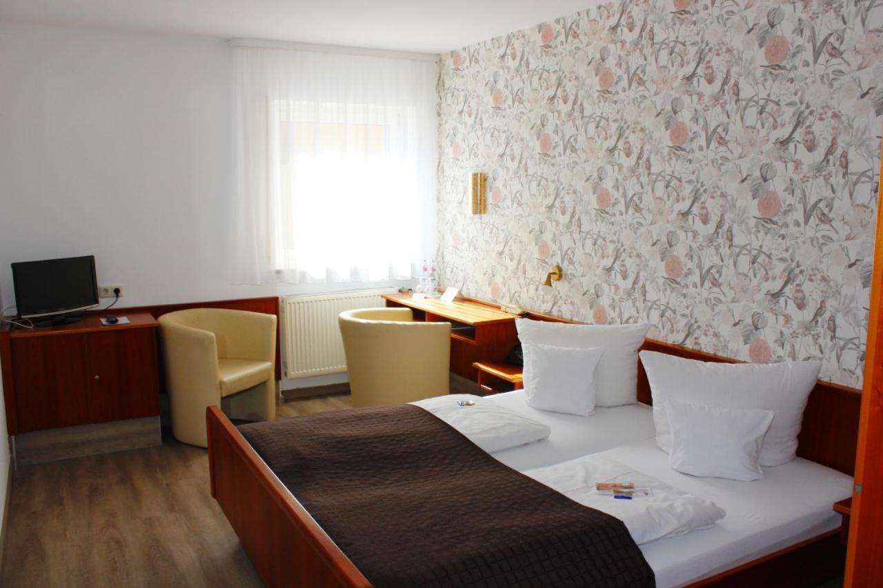 Landhotel Zum Boehm Roth  Εξωτερικό φωτογραφία