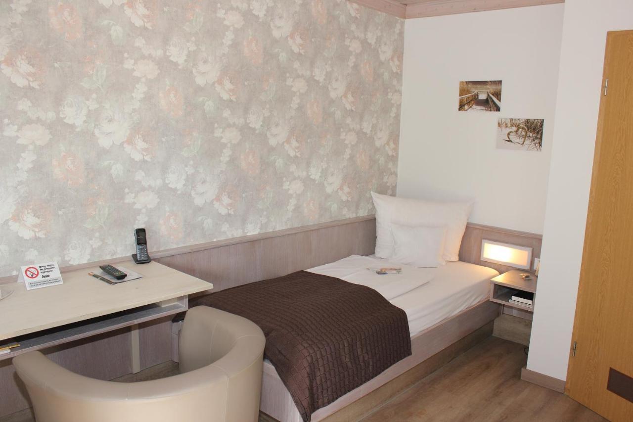 Landhotel Zum Boehm Roth  Εξωτερικό φωτογραφία