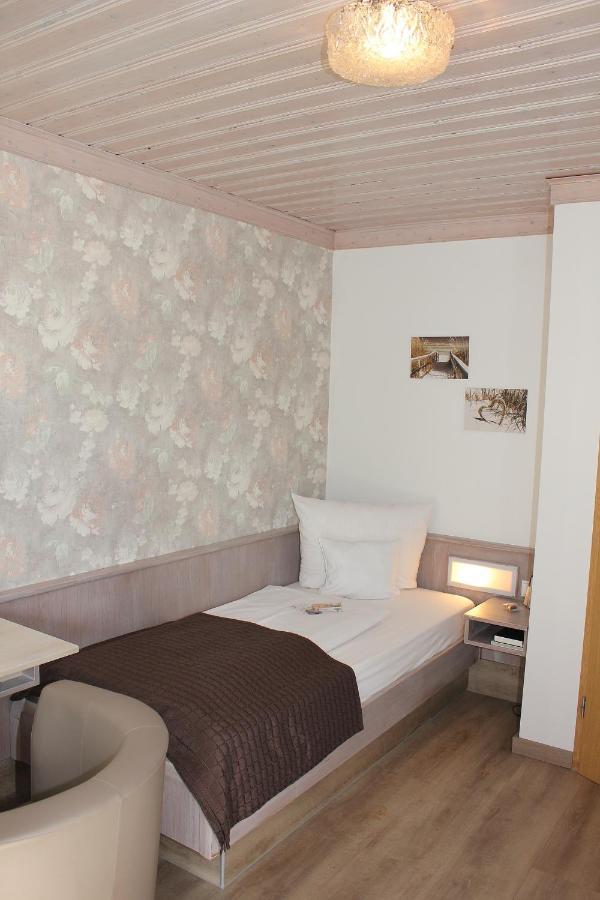 Landhotel Zum Boehm Roth  Εξωτερικό φωτογραφία